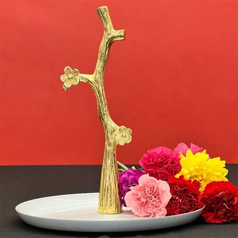 Cute Cupcake Stand – Timaya's Decor