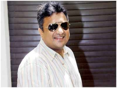 Sanjay Gupta's plans finally afoot to make 'Khotey Sikkey' | Hindi ...