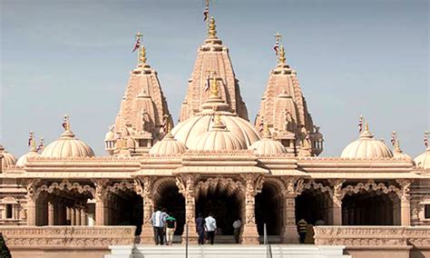 Top 10 Must-Visit Attractions in Rajkot for a Memorable Trip