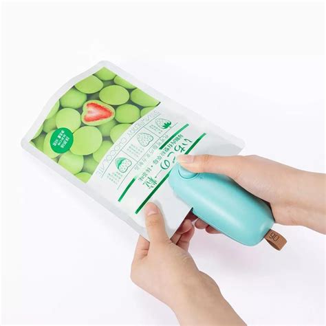 Urevo Portable Mini Sealer Home Heat Bag Plastic Food Snacks Bag ...