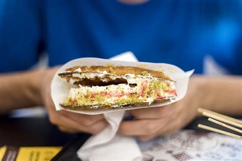 Try This Powai Joint For Best Waffles In Mumbai | LBB, Mumbai