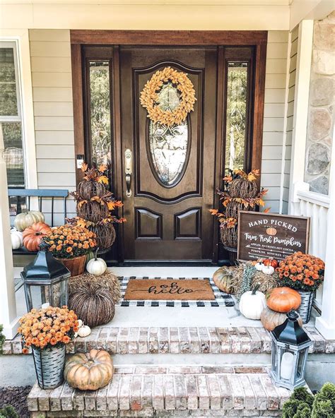 Festive Fall Porch Decor Ideas to Welcome the Autumn Season - Home ...