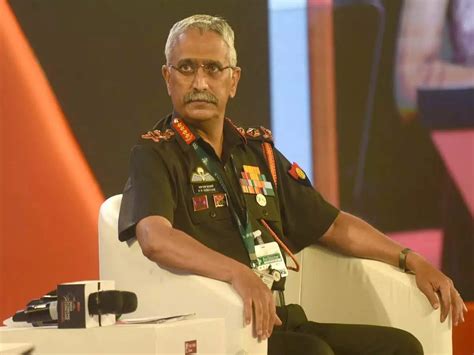 Top Bhutanese Army commander begins 6-day visit to India