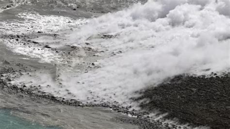 VIDEO: जापान में तेज भूकंप के बाद बड़े सुनामी का अलर्ट जारी, समुद्र में ...