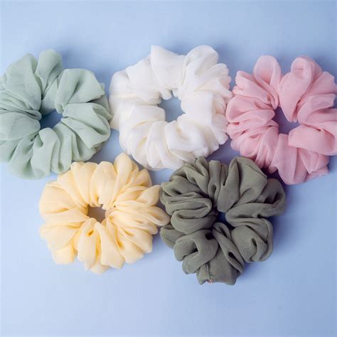 Cutesy & Minis – Cutesy & Minis