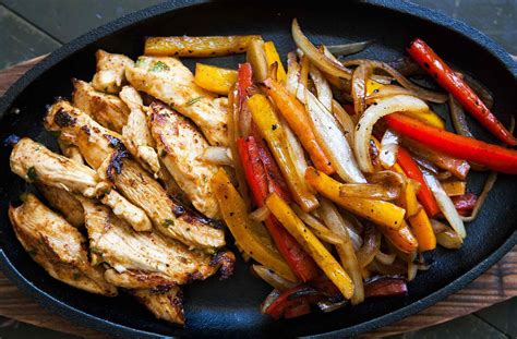 Chicken Fajitas Recipe {with Homemade Marinade}