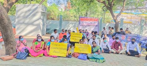 Guest Lecturers in Tamil Nadu Demand Expedition of Job Regularisation ...