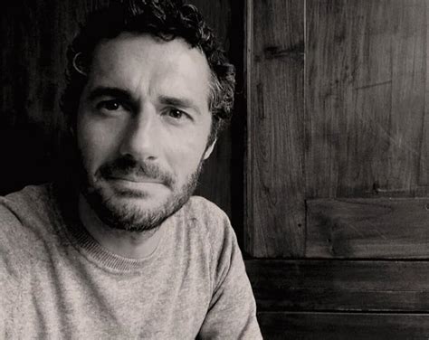 Treats for a T. rex (George's Amazing Adventures) : Guillain, Adam ...