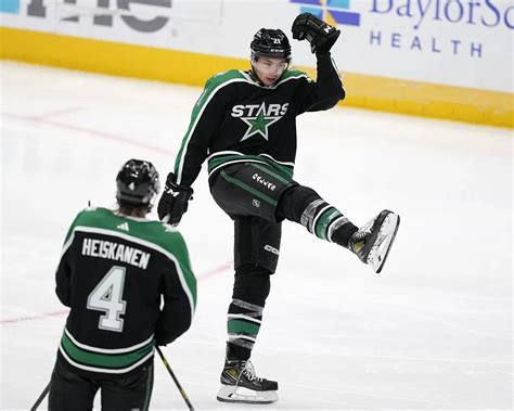 Download Jason Robertson Dallas Stars Vs. Anaheim Ducks Wallpaper ...