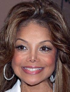 La Toya Jackson Height, Weight, Body Measurements - Searchceleb