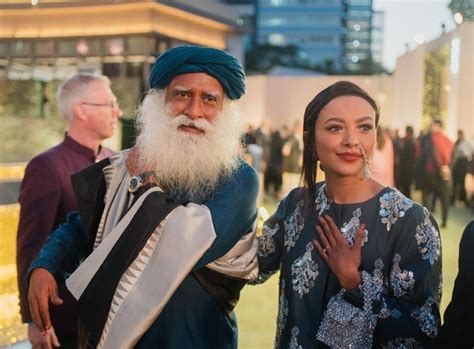 A theater made of 8400 crystals, some shows are already house full ...