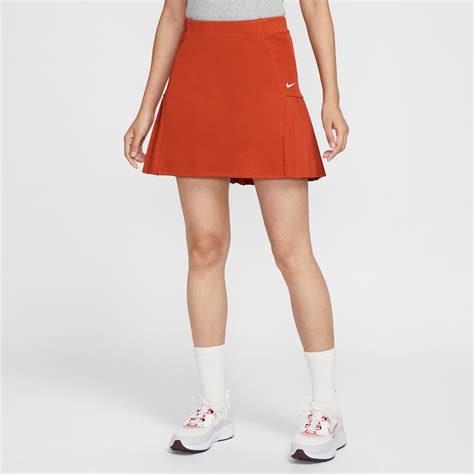 Red Performance Skirts and Dresses. Nike JP