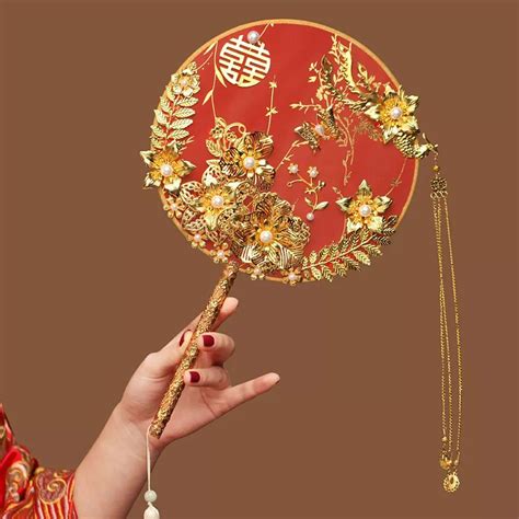 出嫁前送什么礼物最新素材