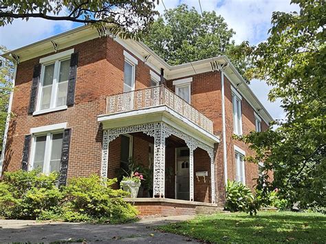 1323 College Dr, Mount Carmel, IL 62863 | Zillow