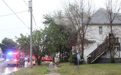 Lightning strike sparks fire in vacant house