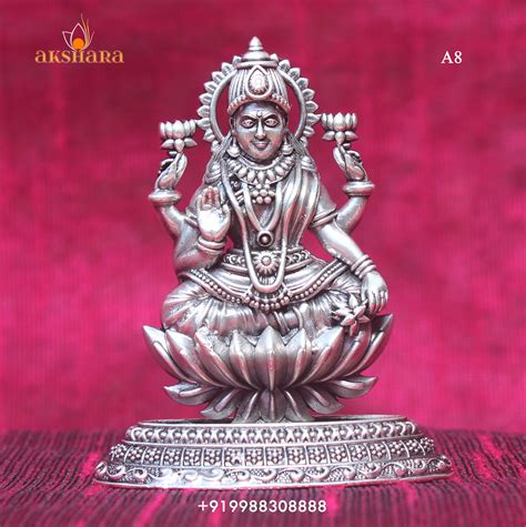 Lakshmi Devi 2D Idol – Akshara Silver