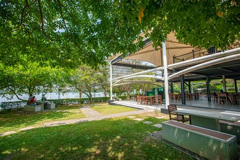 Boardwalk by Waters Edge - Casual Dining Restaurant in Colombo