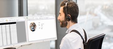 Kontakt : Fujitsu Polska