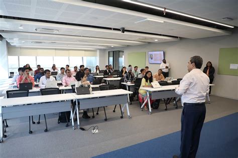 Executive Education : Data Visualisation - Jio Institute