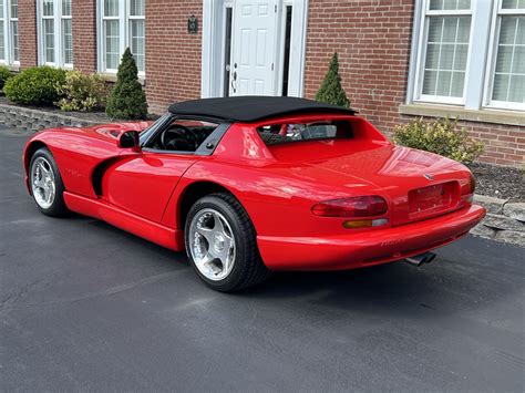1998 Dodge Viper RT/10 Roadster at Chattanooga 2022 as S51 - Mecum Auctions