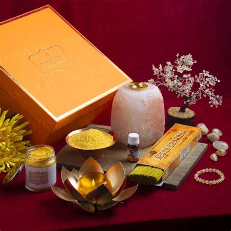 15 Gift Ideas for Indian Parents Anniversary