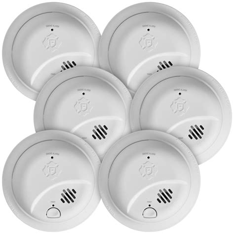 First Alert BRK 10-Year Battery-operated Ionization Smoke Detector (6 ...
