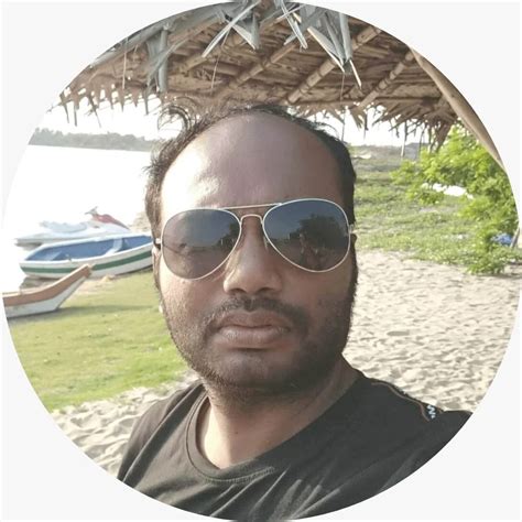 Online Guitar Classes | Guitar Lessons For Beginners - musicmaster.in