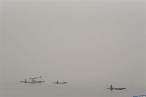 Snow, Rain Likely As Kashmir Braces For 'Chillai-Kalan' - Daily Excelsior