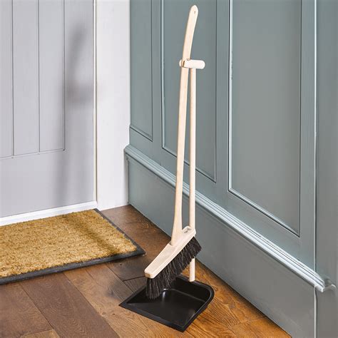 Wooden Long-handled Dustpan & Brush | Scott's of Stow