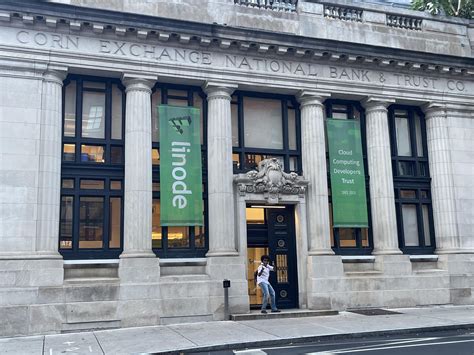 Real World Philly House #wewantLandon : r/MtvChallenge