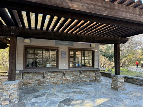 All About the Blackberry Farm in Cupertino - Seb Frey, Silicon Valley ...