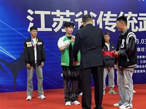 我县运动员紧张备战广西射箭青少年锦标赛_腾讯新闻
