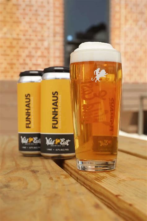 14 NYC breweries with outdoor seating | 6sqft