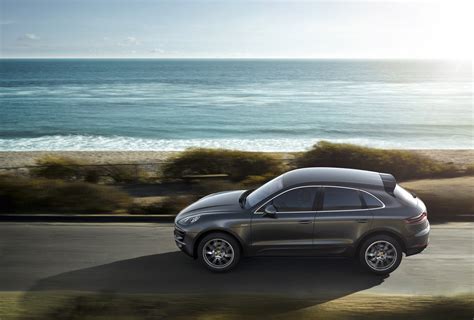 2015 Porsche Macan Makes Official World Debut
