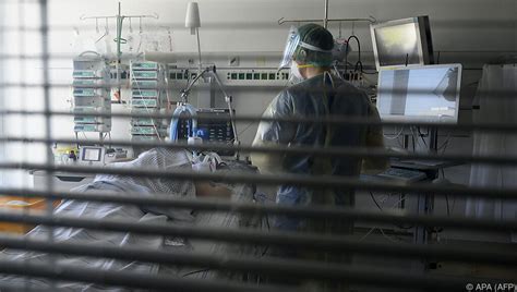 CO-Unfall: Mutter und zwei Kinder reanimiert - UnserTirol24