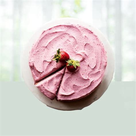 Send Strawberry Splash- 1 KG Online | Phoolwala