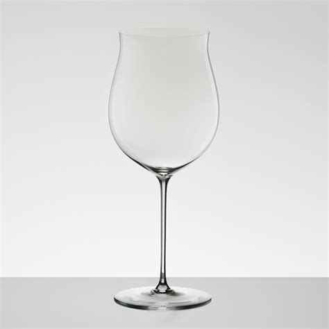 Superleggero // Burgundy Grand Cru - RIEDEL - Touch of Modern