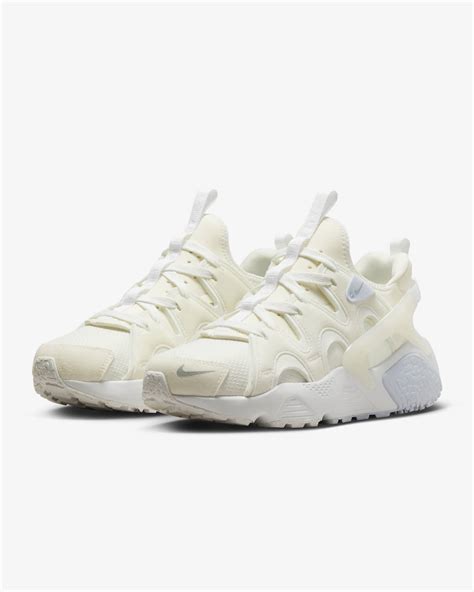Nike Air Huarache Craft Women's Shoes. Nike IN