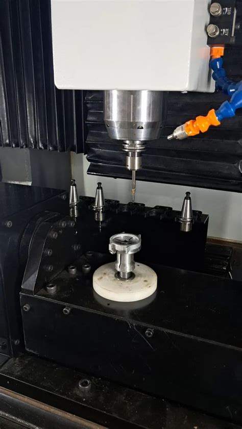 Vmc Machine - Valay Mini VMC Machine Manufacturer from Rajkot