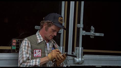 Smokey and the Bandit (1977)