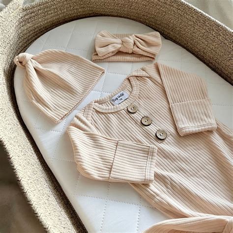 Newborn Going Home Outfit, Beige Knotted Baby Gown 3-piece Set, Ribbed ...