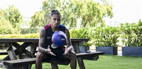 Raphinha: "No me importa la competencia"