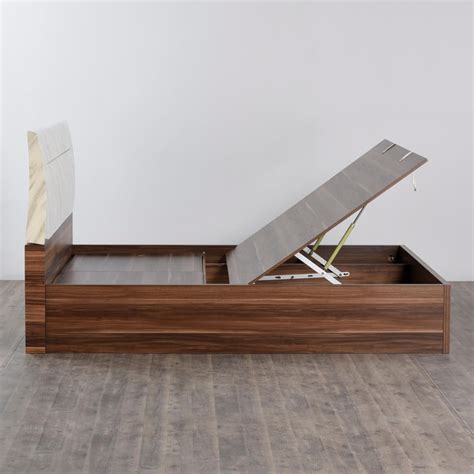 Buy Antonio Liri Queen Bed with Hydraulic Storage - Brown from Home ...