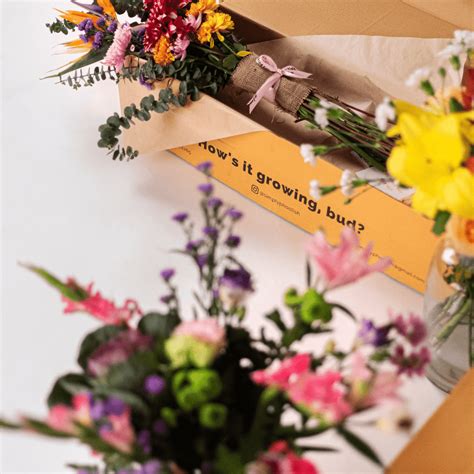 Flower Subscription Box – Simply Phoolish