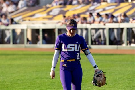 Who are the pitchers on LSU softball? - Reveille
