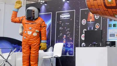 India set to launch 1st human space & ocean missions in 2023: Minister ...