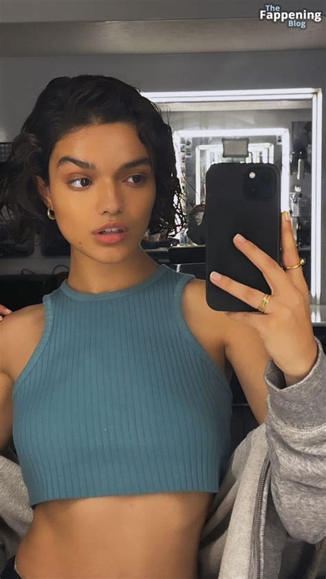 Rachel Zegler / rachelzegler / rachmariexoxo Nude Leaks OnlyFans Photo 209 | #TheFappening