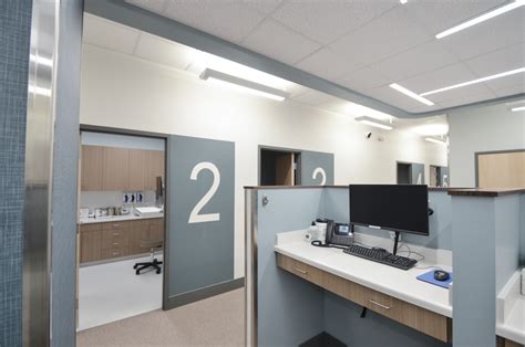 Local Health Center 的图像结果