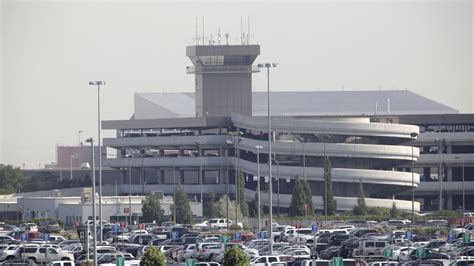 US: Man found dead after climbing into jet's engine in Salt Lake ...