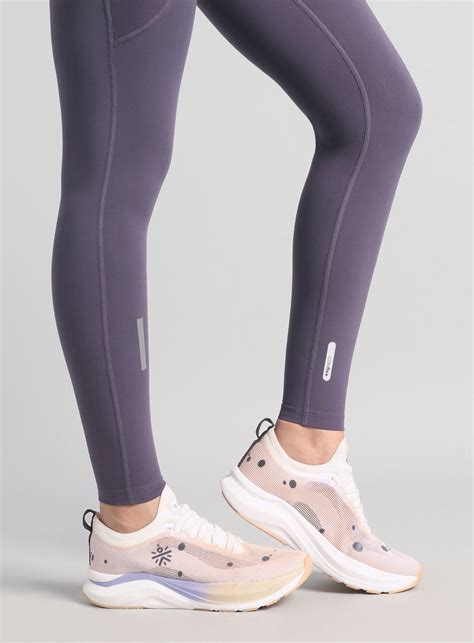 Buy Women's Purple Run Elevate COMFlex Tights Online in India | Cult Store
